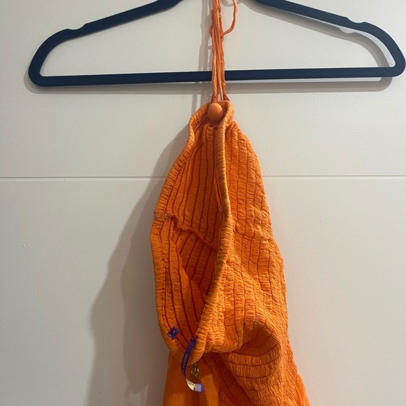 Beautifullllll dress for the Beach very elegant you could use it for everything - Picture 4 of 6